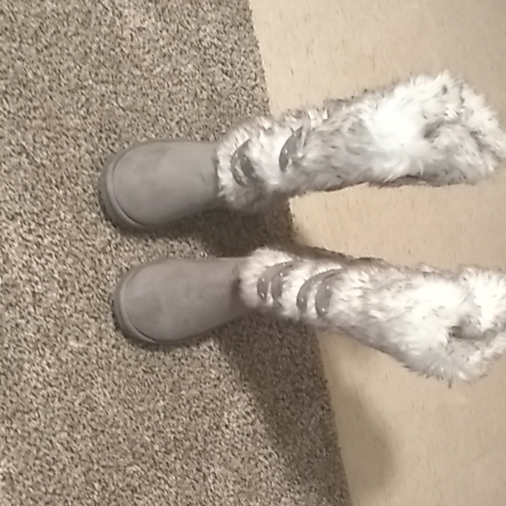 Women's shoes and boots